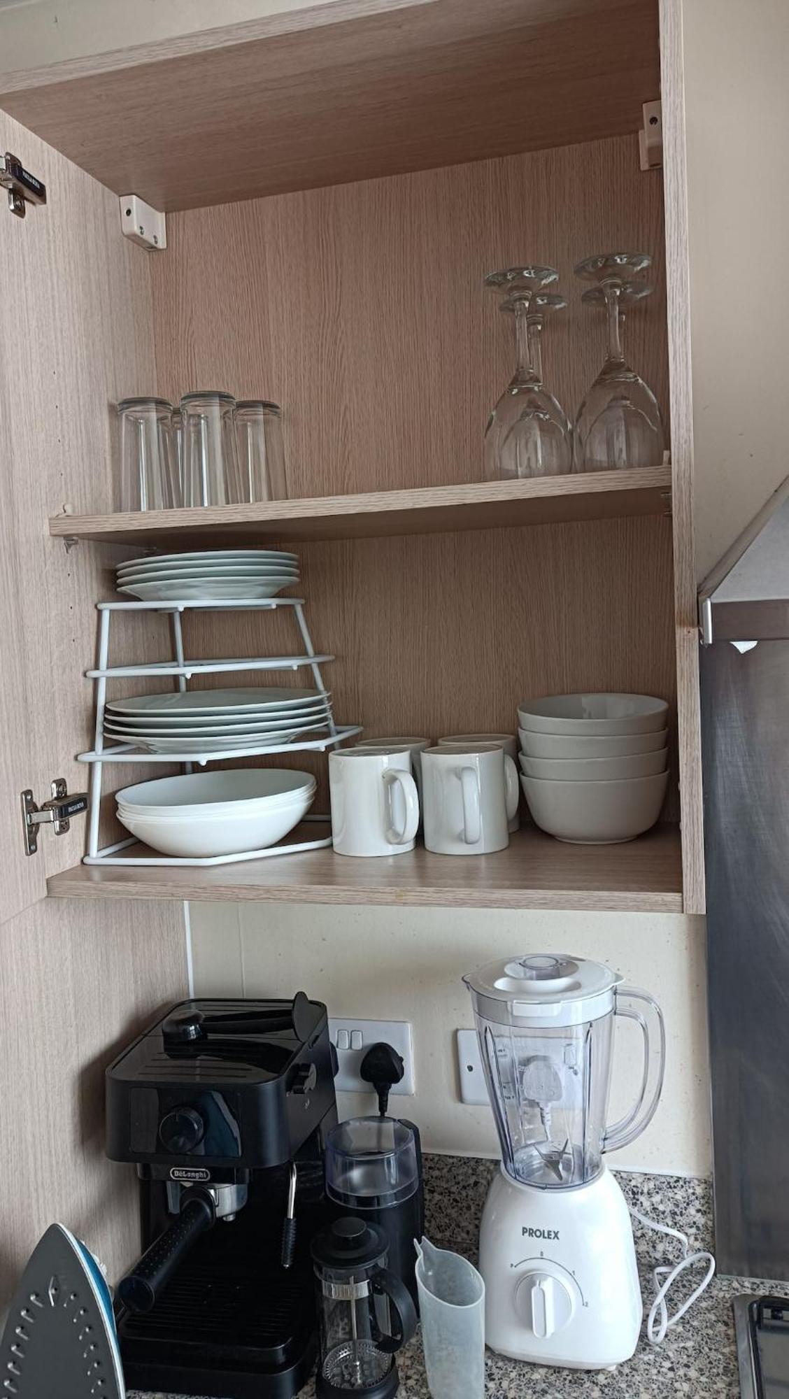 Spacious Flat With Free Allocated Parking * Cheltenham